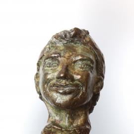 Bungar - bronze E 1/8 (socle bois) par Nicole Besnainou (8x 12x 12 cm)