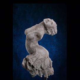 Eclatante 2 - sculpture grès par Nicole Besnainou (20x12x10 cm)